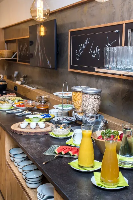 ruhstucksbuffet_Weisses Rossl Wirtshaus  Hotel Muhldorf Wachau_008