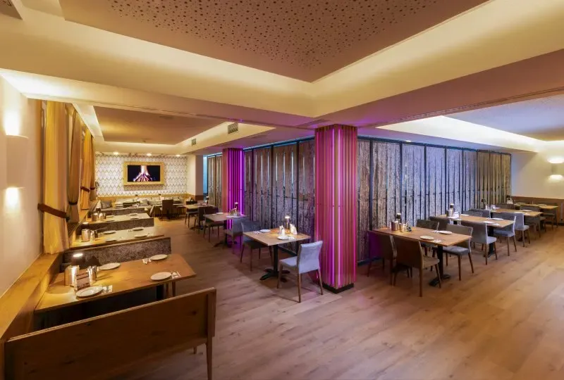 Fruhstucksbuffet Weisses Rossl Wirtshaus Hotel Muhldorf Wachau9