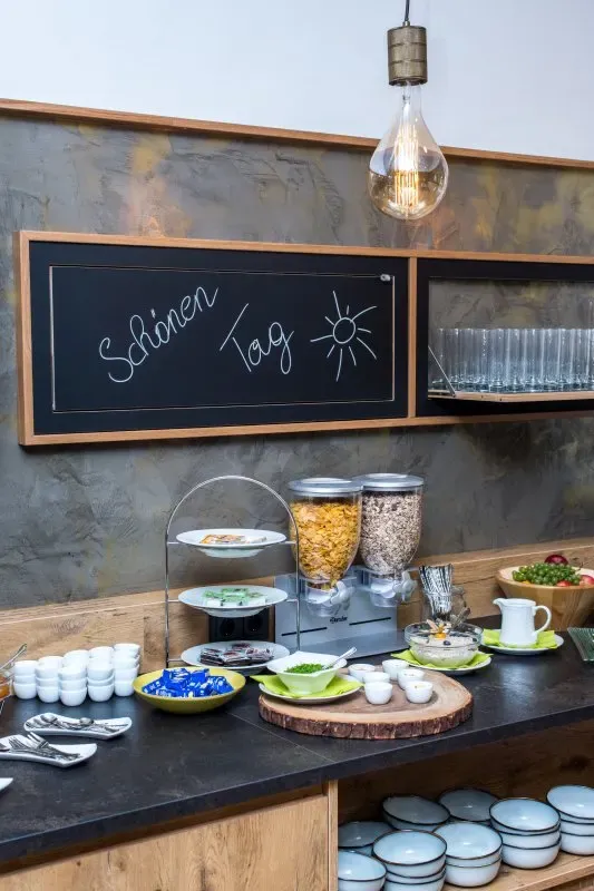Fruhstucksbuffet Weisses Rossl Wirtshaus Hotel Muhldorf Wachau4