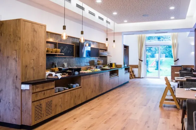 Fruhstucksbuffet Weisses Rossl Wirtshaus Hotel Muhldorf Wachau10