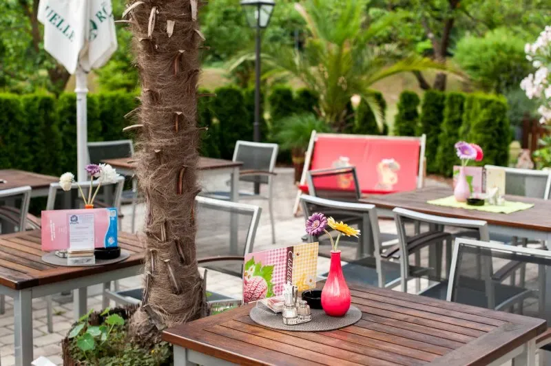 Garten Weisses Rossl Wirtshaus  Hotel Muhldorf Wachau